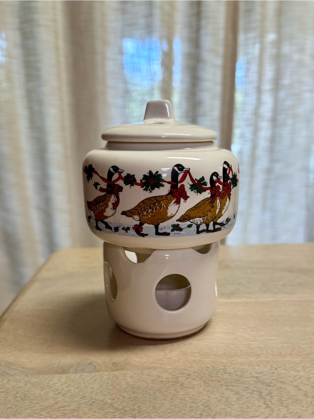 Vintage 1986 Christmas Goose Potpourri Press Room Scent Candle Warmer